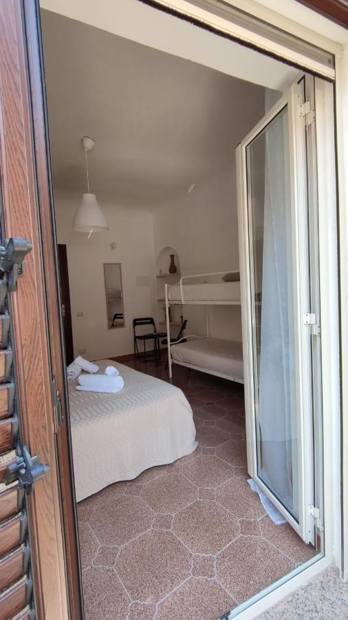 Casa Vacanze U Curtigghiu Cefalù Exterior foto