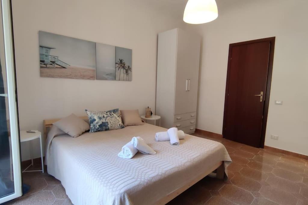 Casa Vacanze U Curtigghiu Cefalù Exterior foto