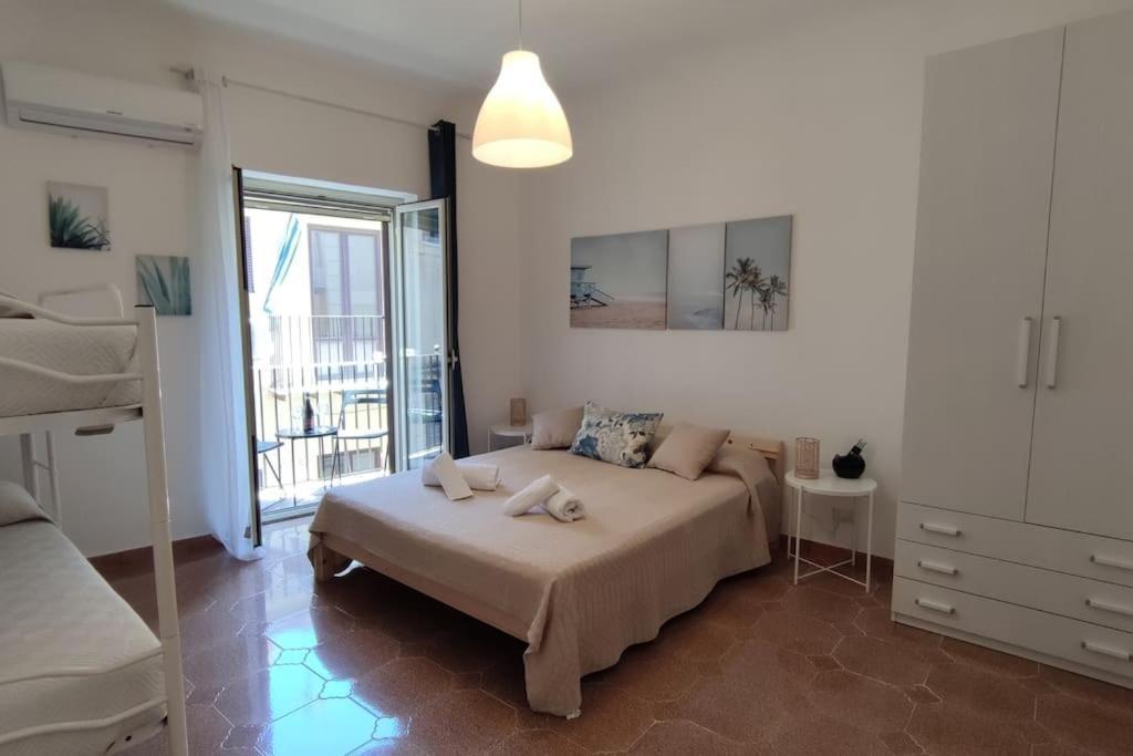 Casa Vacanze U Curtigghiu Cefalù Exterior foto