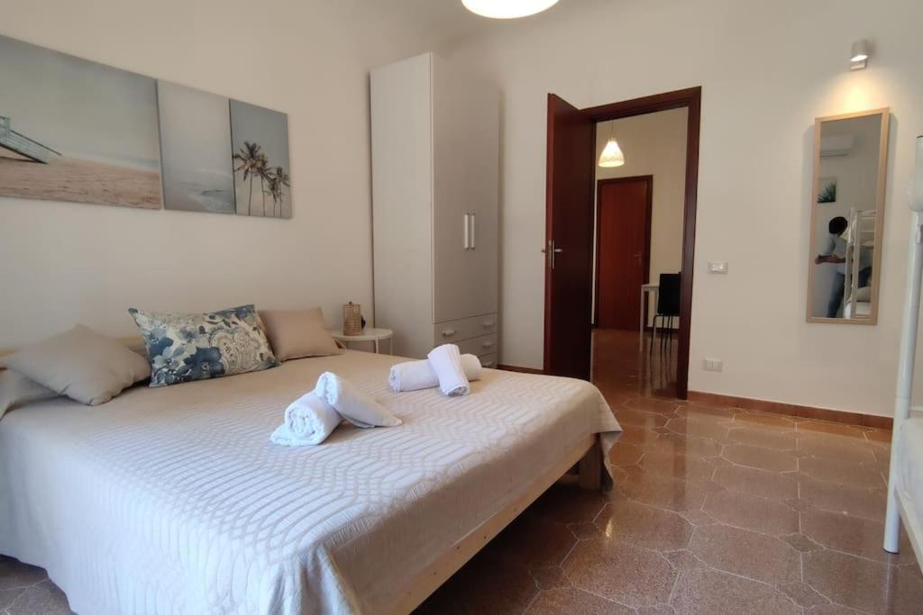 Casa Vacanze U Curtigghiu Cefalù Exterior foto