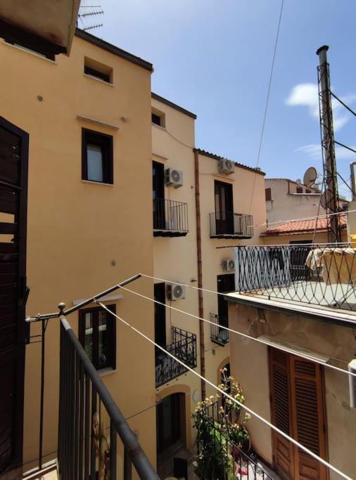 Casa Vacanze U Curtigghiu Cefalù Exterior foto